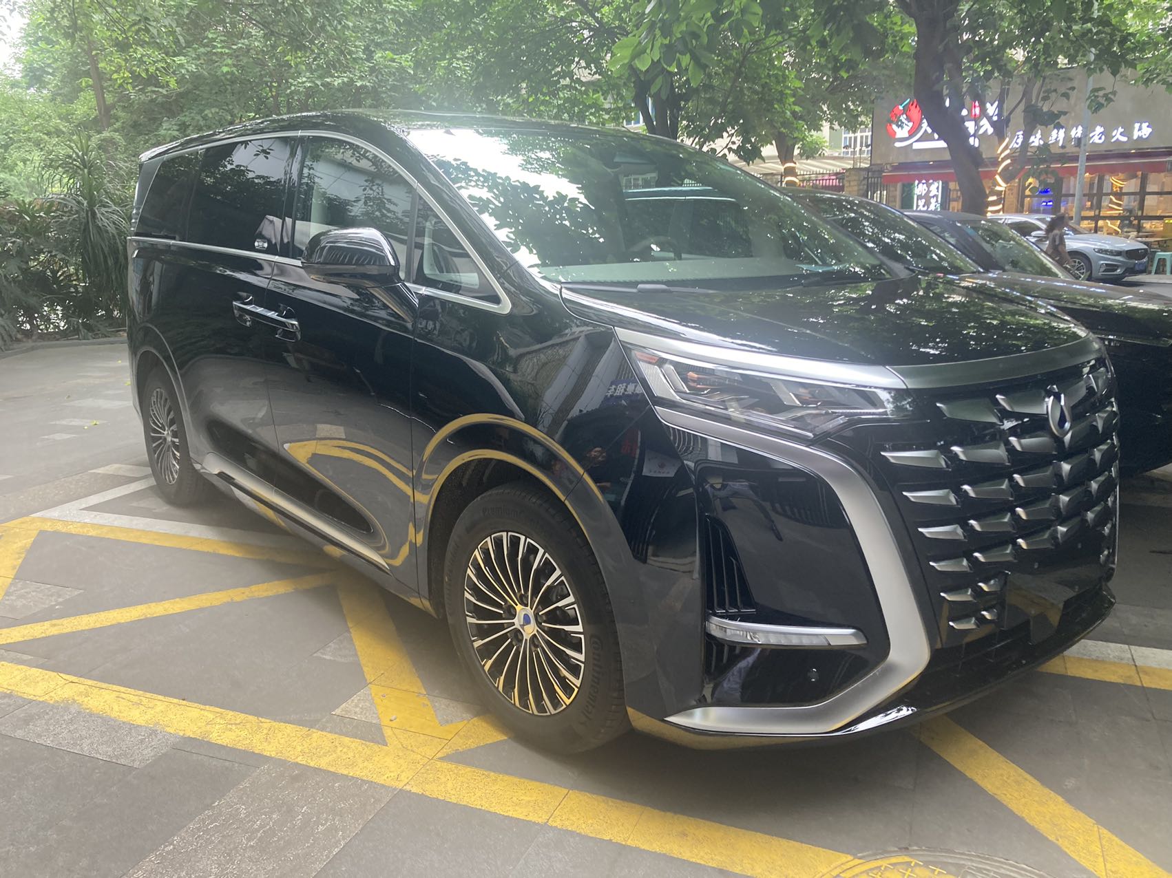 新能源汽车保养有哪些讲究？快来一探究竟！